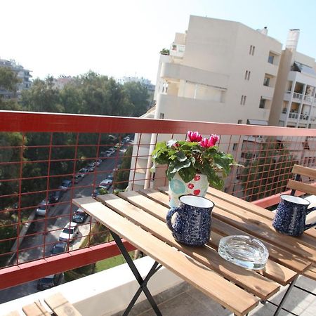 Edem Beach Apartment With Sea View By Athenian Homes Bagian luar foto