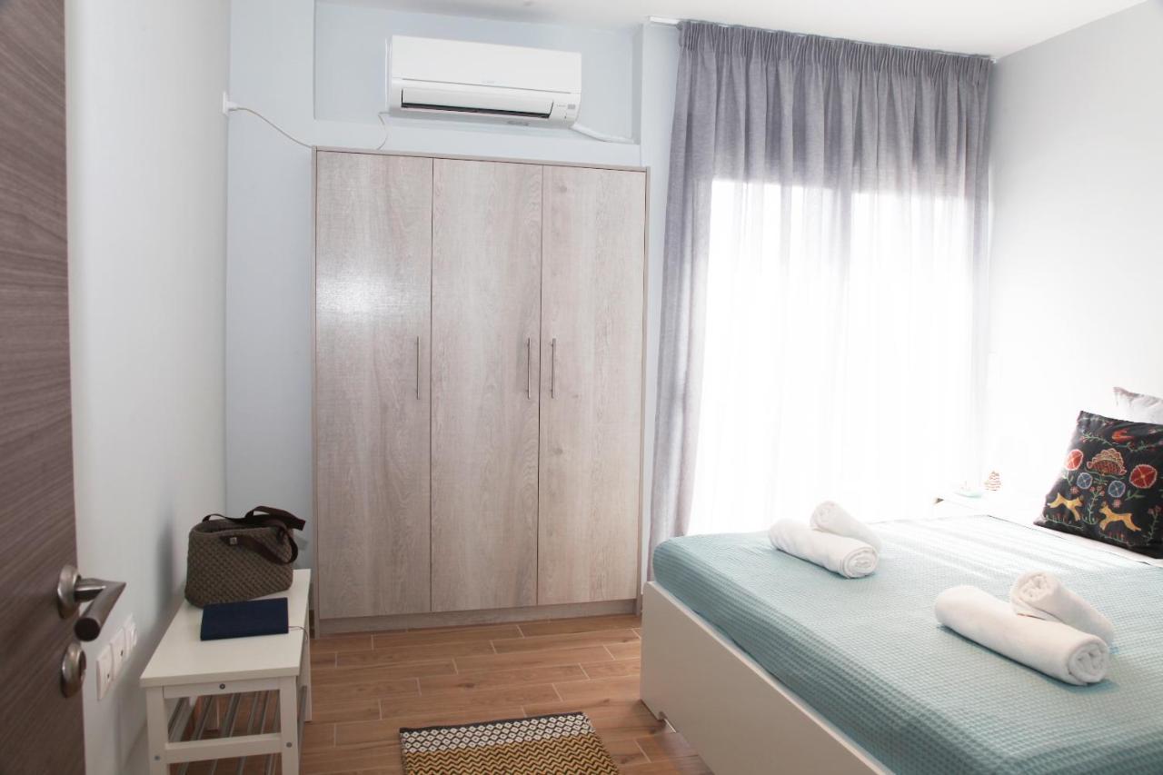 Edem Beach Apartment With Sea View By Athenian Homes Bagian luar foto