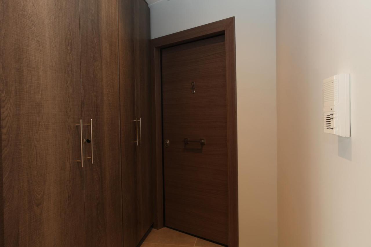 Edem Beach Apartment With Sea View By Athenian Homes Bagian luar foto