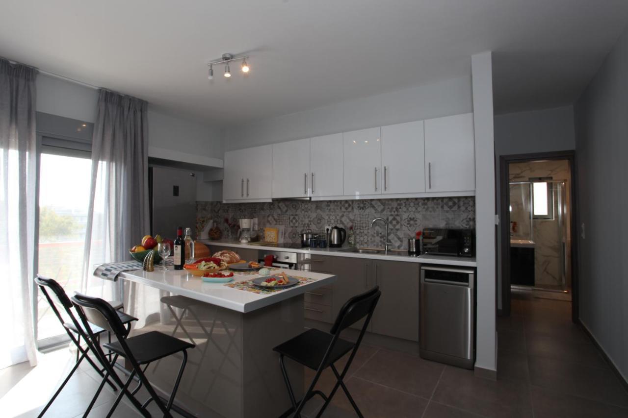 Edem Beach Apartment With Sea View By Athenian Homes Bagian luar foto