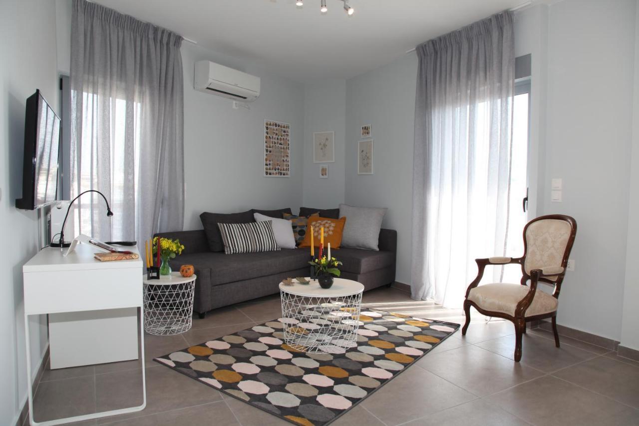 Edem Beach Apartment With Sea View By Athenian Homes Bagian luar foto